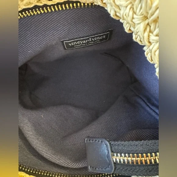 Nearly new! Vineyard Vines Navy Gingham 2 Way Bag - Picture 10 of 15